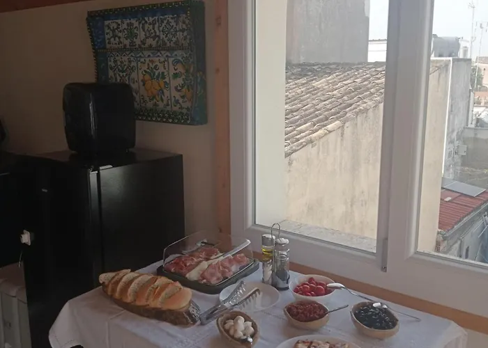 Vicol8netino Noto